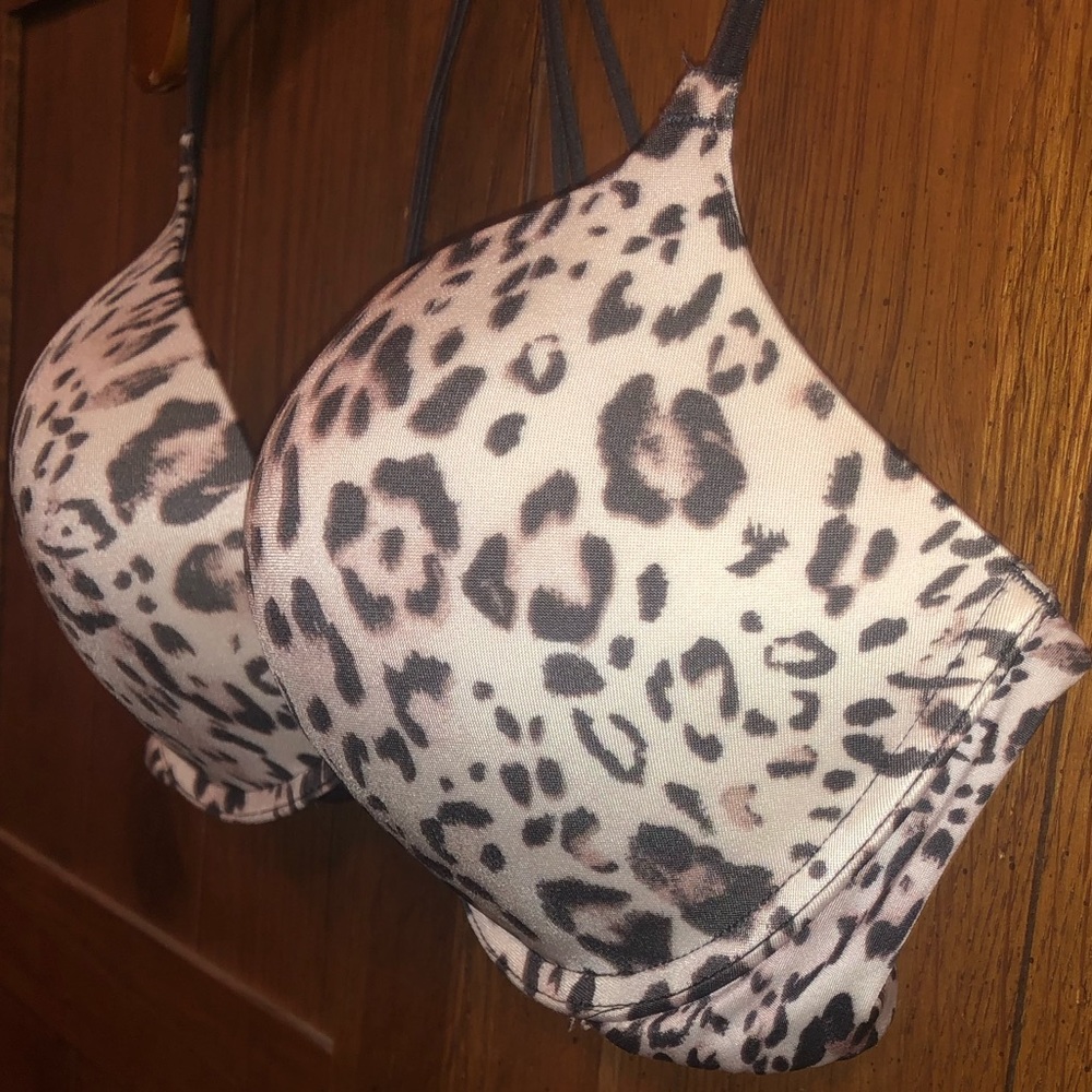 *SOLD* VS Bombshell Bra